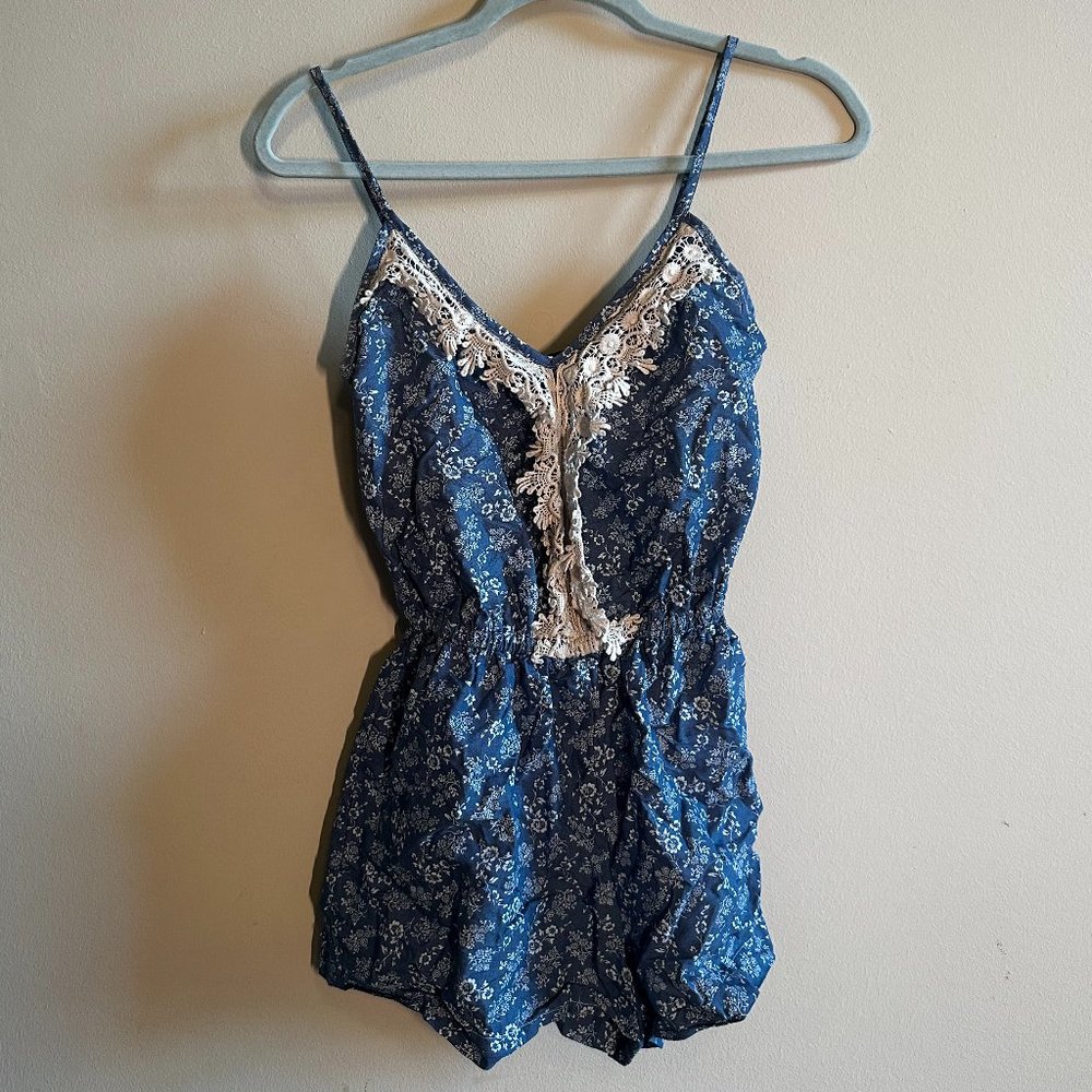 Fashion 2 U Floral Patterned Romper